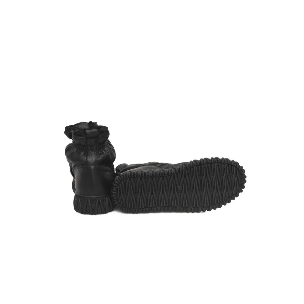Ghete de damă din piele neagră Cerruti 1881