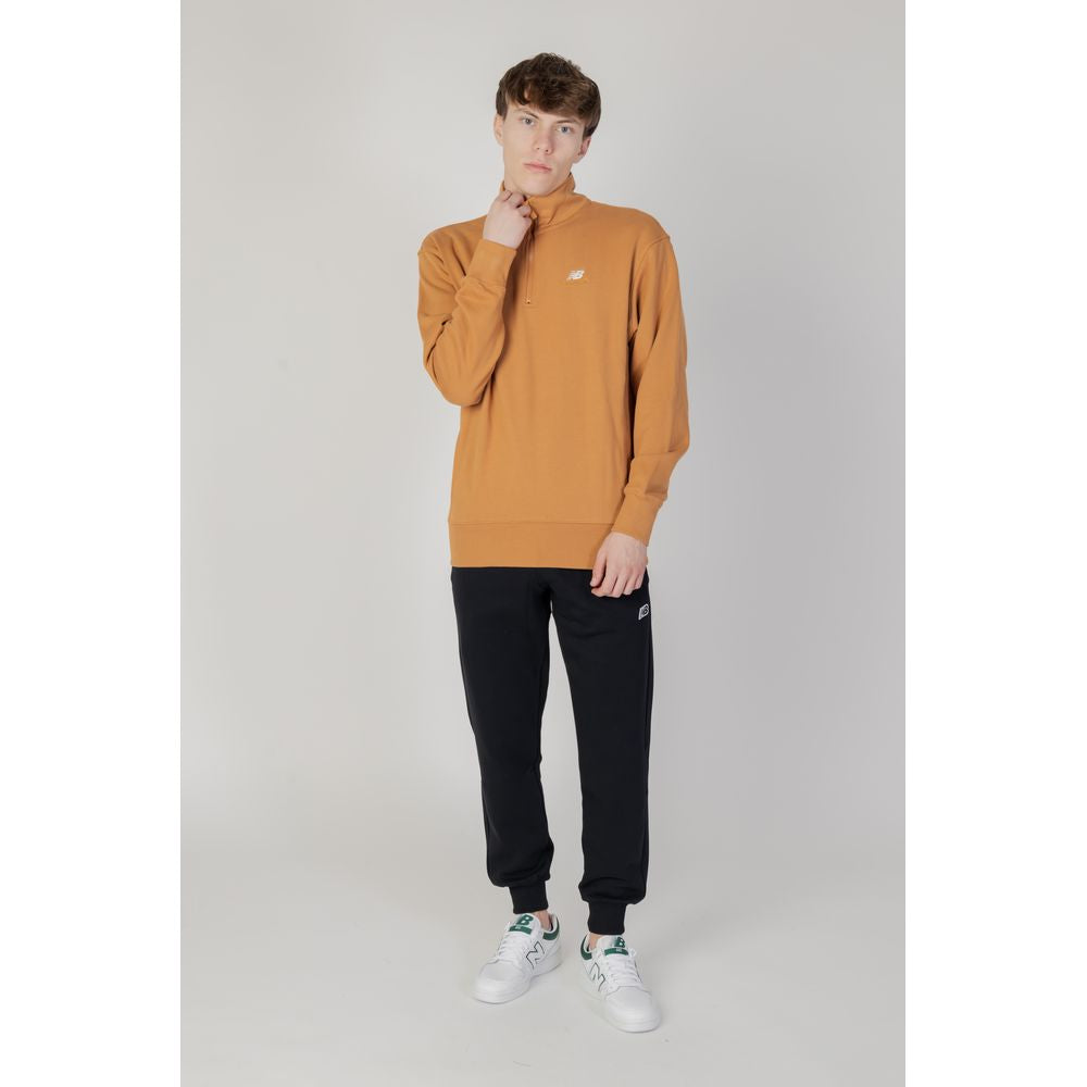 Hanorac New Balance maro din bumbac