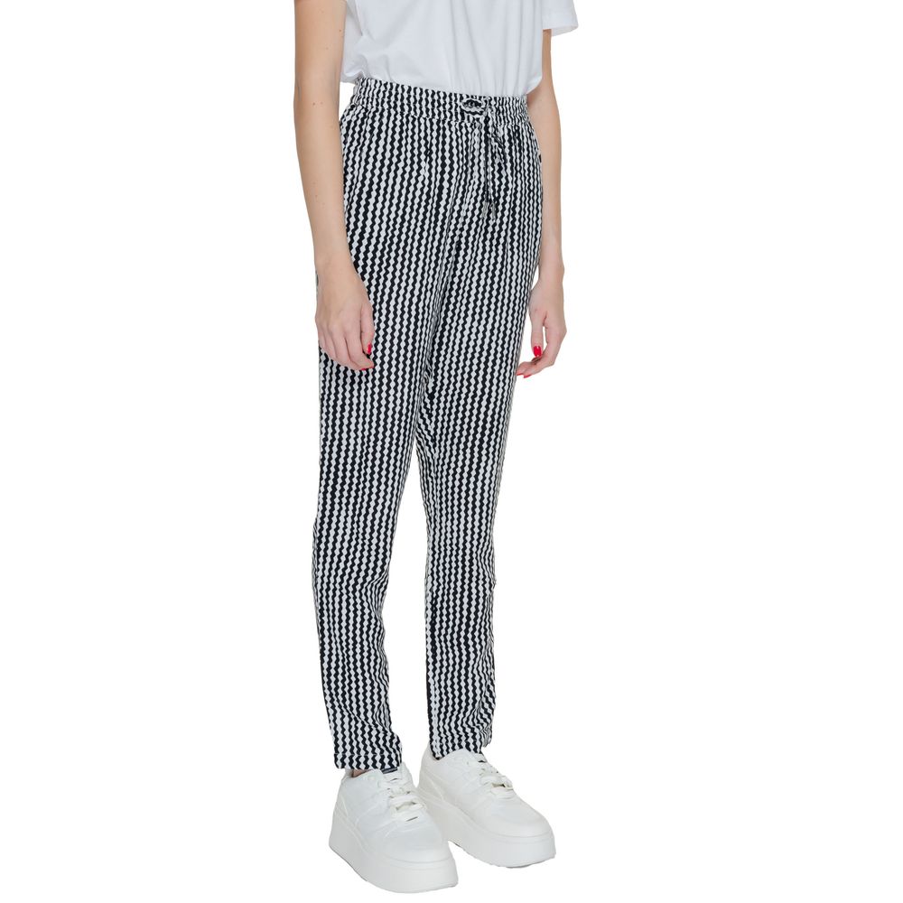 Pantaloni negri din viscoză Only