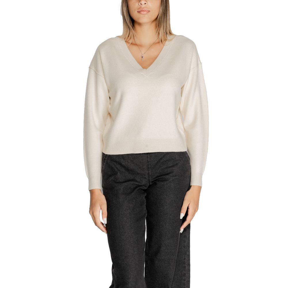 Pulover Vero Moda alb din viscoză