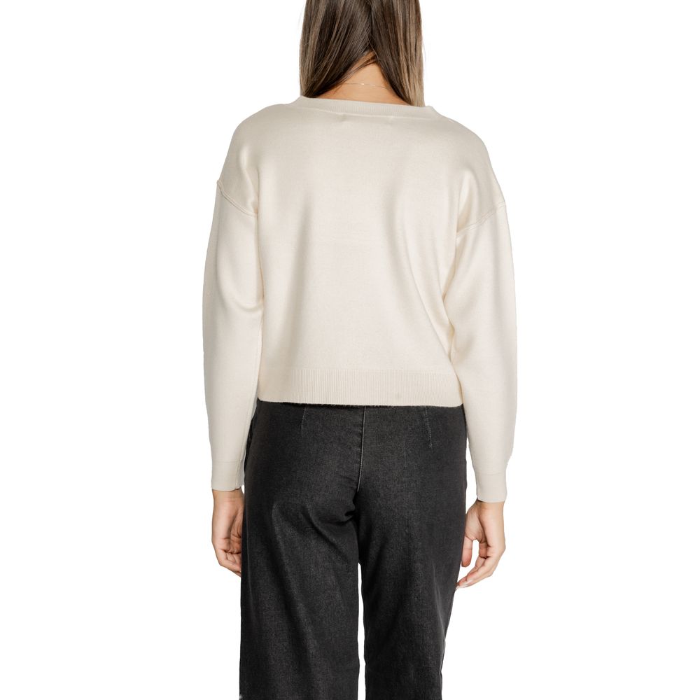 Pulover Vero Moda alb din viscoză