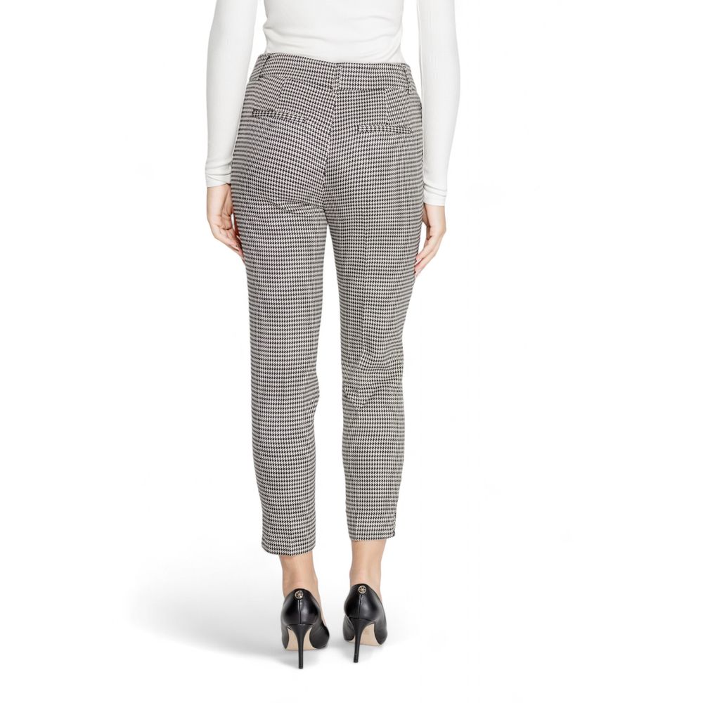 Pantaloni din poliester negru