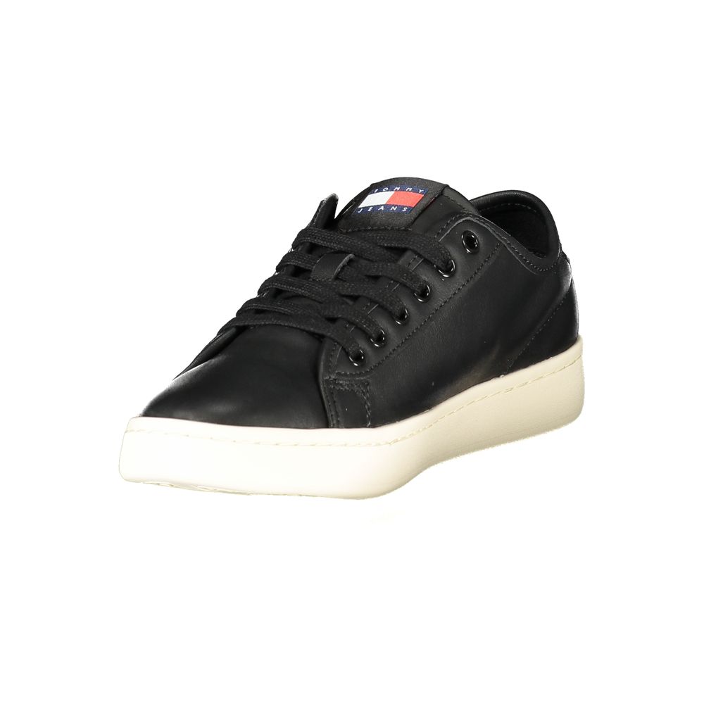 Tenișor Tommy Hilfiger din piele neagră pentru femei