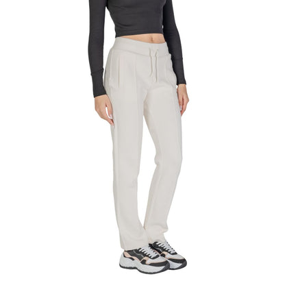 Pantaloni sport Guess Active din bumbac crem