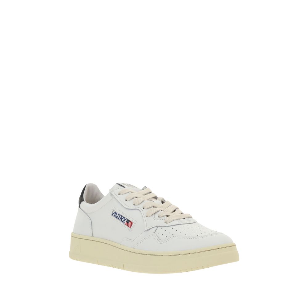 Autry Hvide Kalveskinds Bos Taurus Sneakers