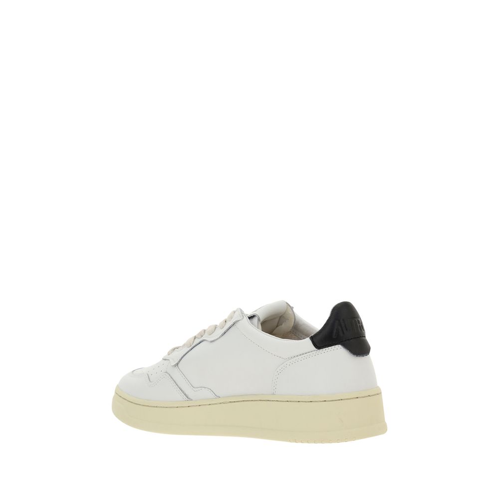 Autry Hvide Kalveskinds Bos Taurus Sneakers